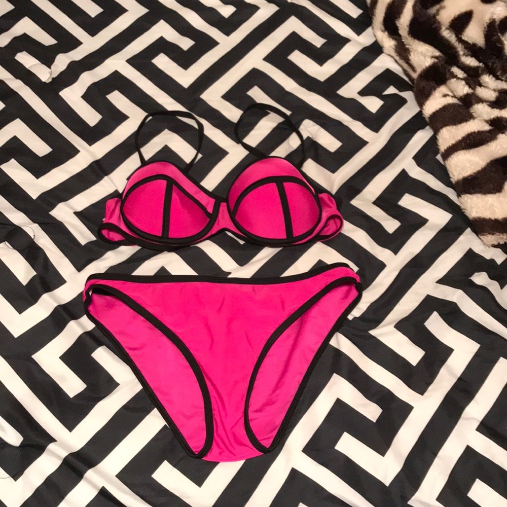 Triangle hot pink bikini
